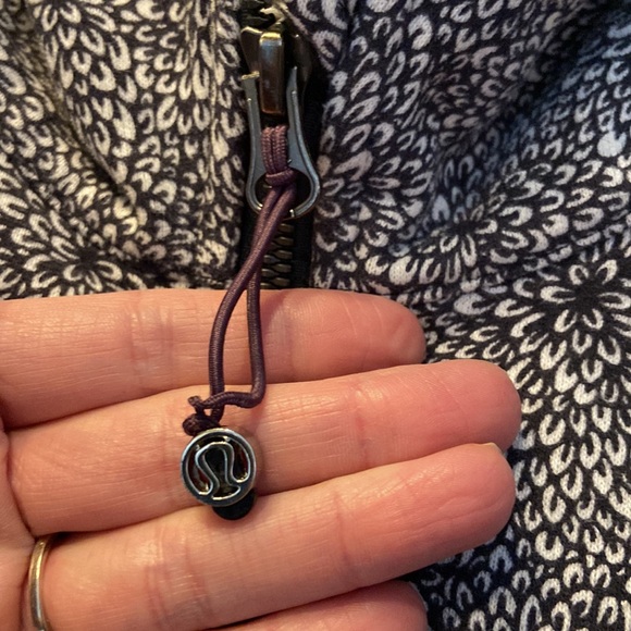 Lululemon plush petal scuba hoodie 6 - Picture 7 of 11